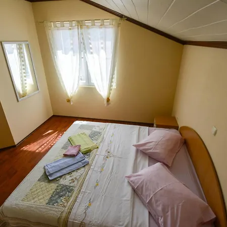 Apartamento Zlata Supetarska Draga